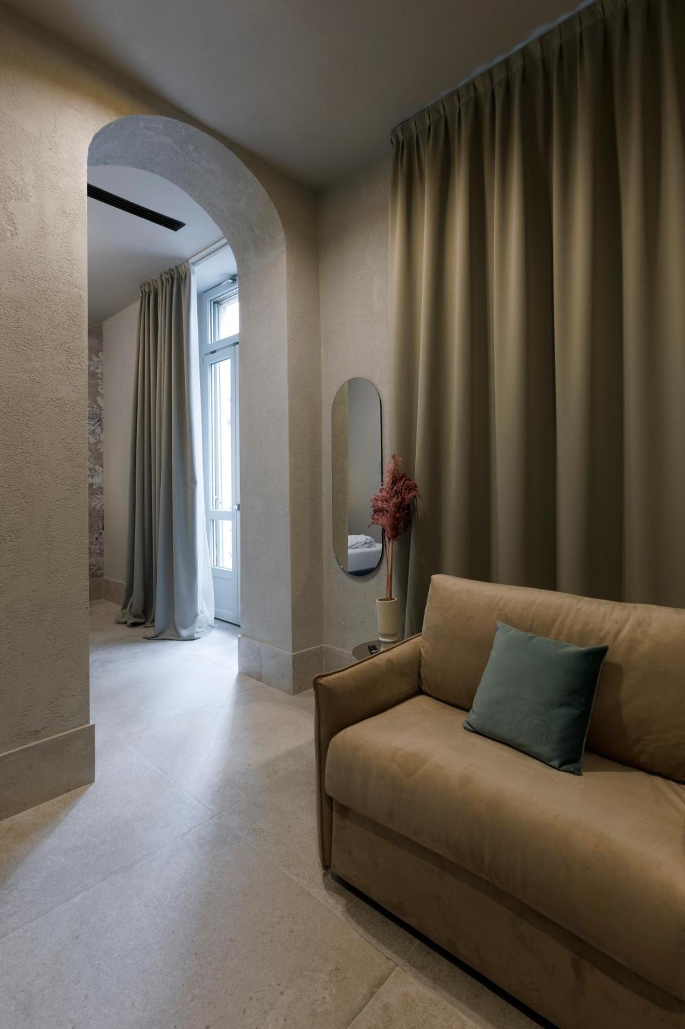 Palazzo Bellezia Luxury Suites & Spa Торино Екстериор снимка